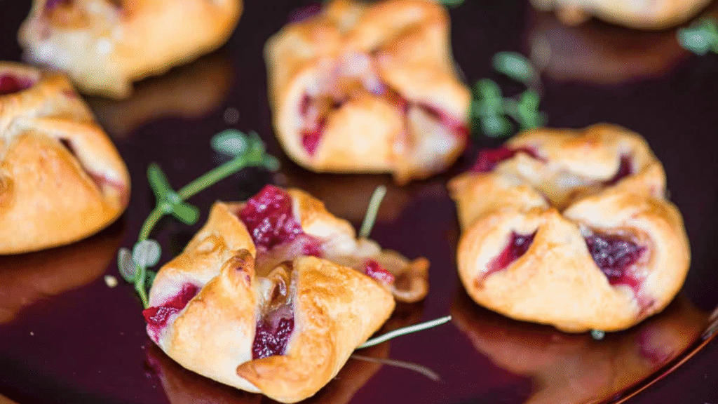 cranberry brie bites